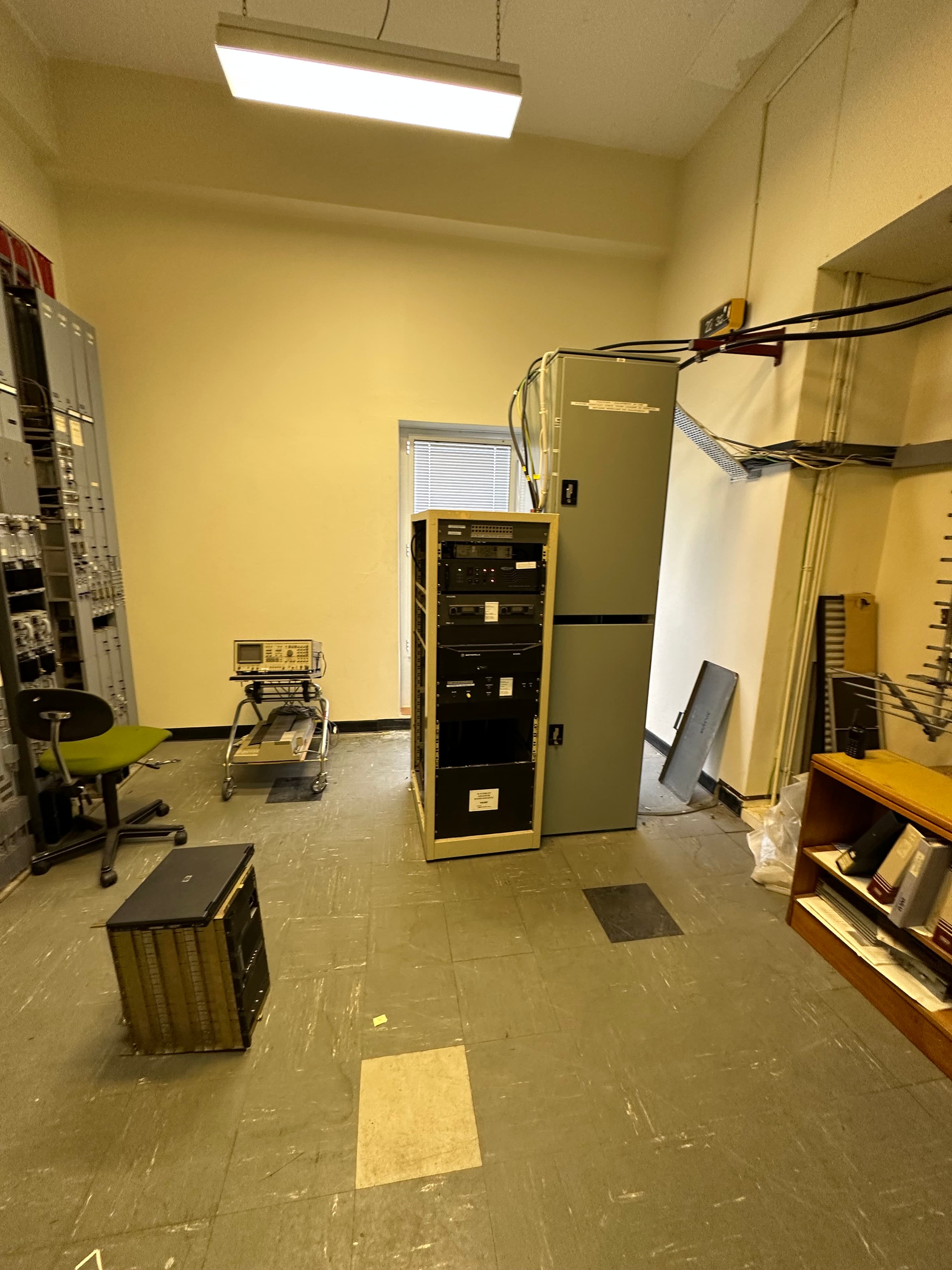 VK2ROT Radio Room
