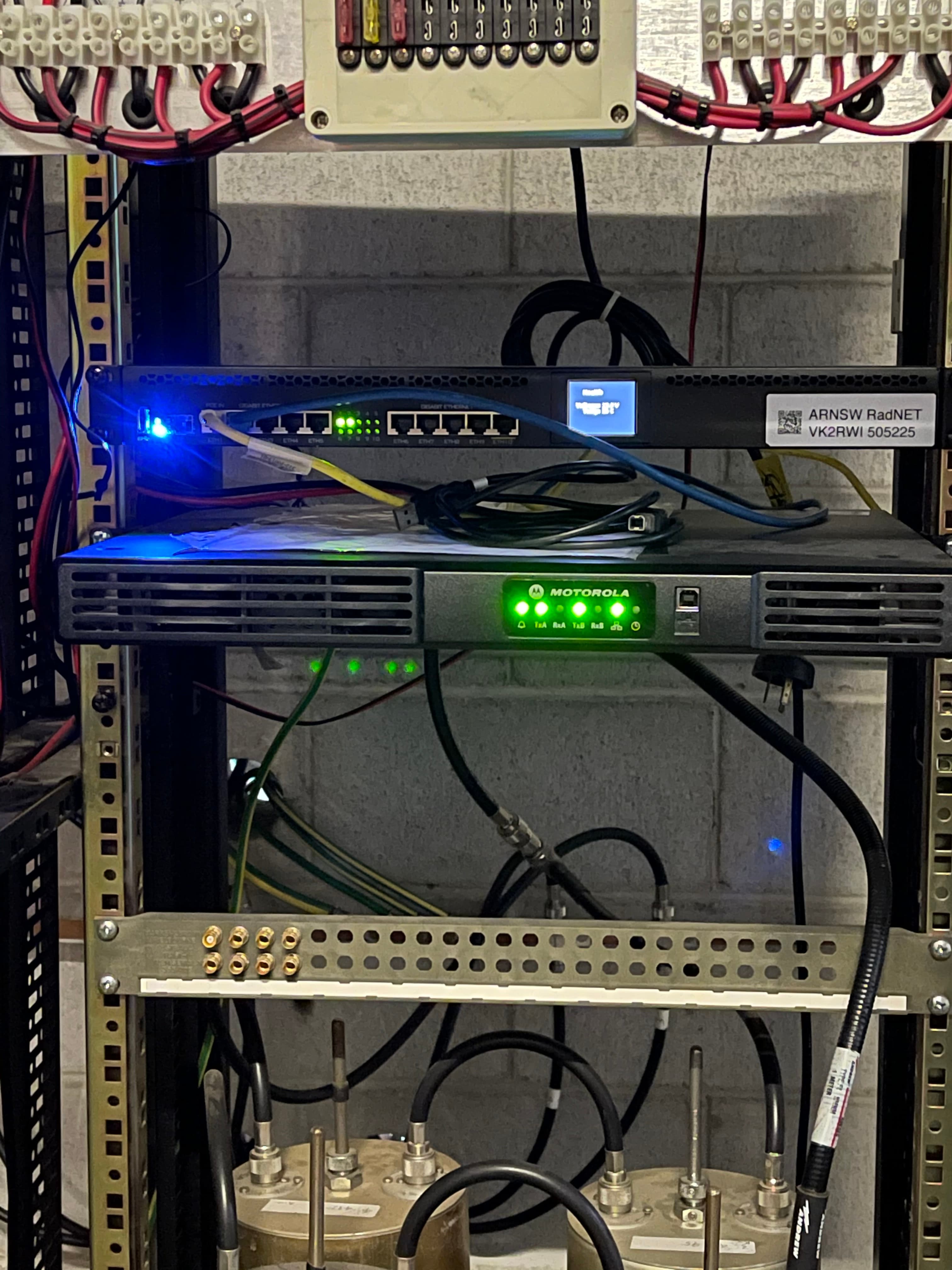 VK2RHT Rack 1